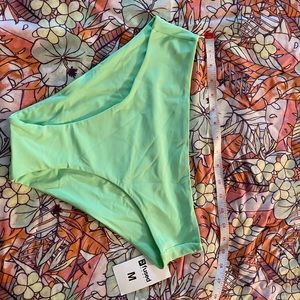 SOLD! Medium Fused Hawaii Haleakala Highrise bikini bottom in Mint Mojito NWTL